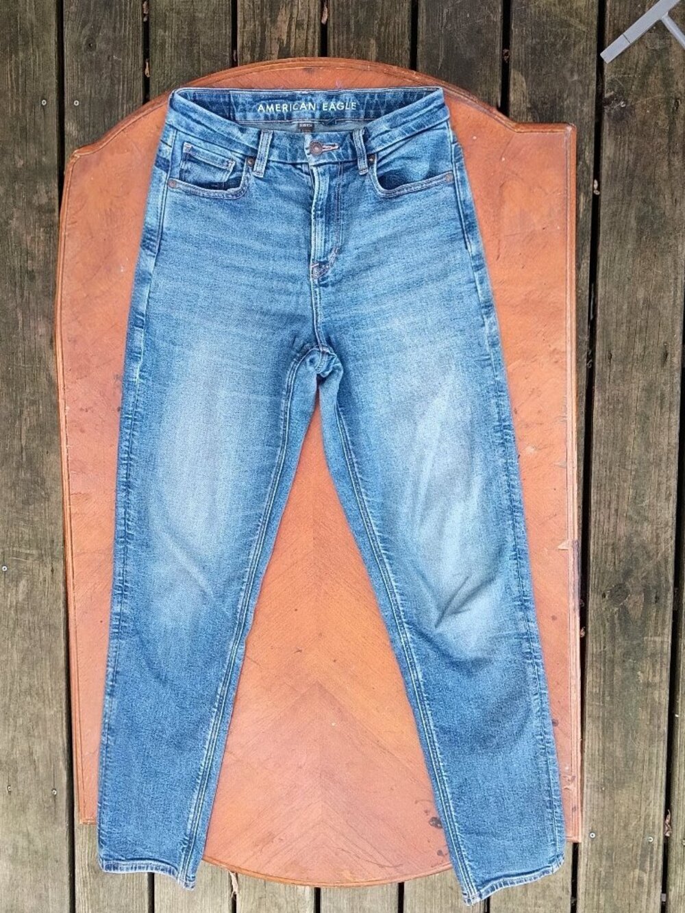 Size 2 Long American Eagle Women's Stretch Jeans Medium Wash Blue Contouring